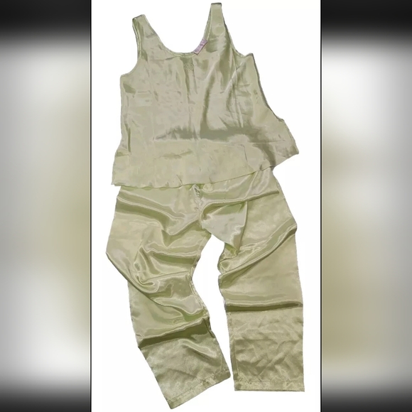 Oscar De La Renta Pink Label‎ Pajama Set Green Medium Satin Silky Tank Capris - Picture 1 of 10